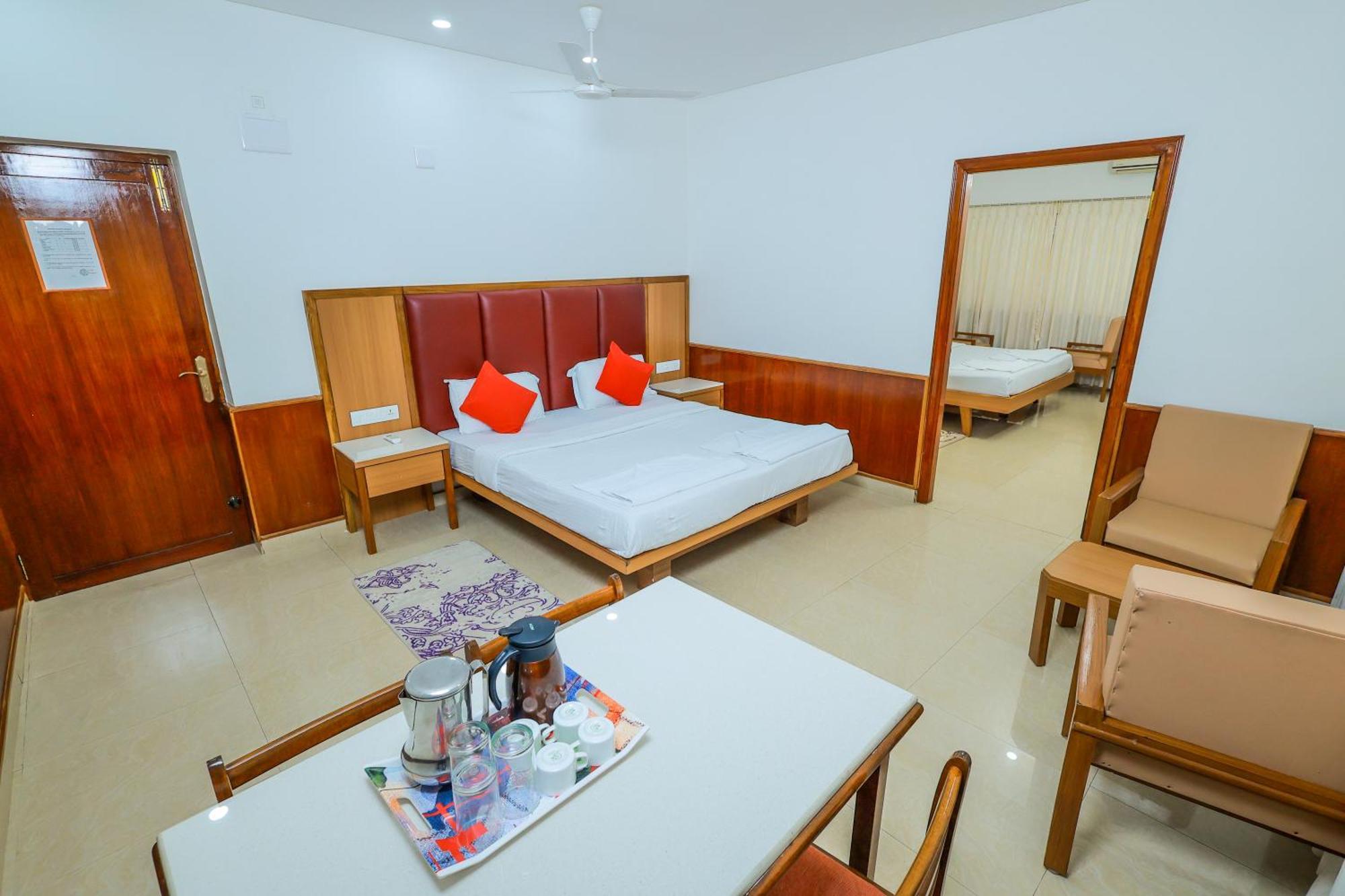Hotel Janardana Udupi Exterior photo